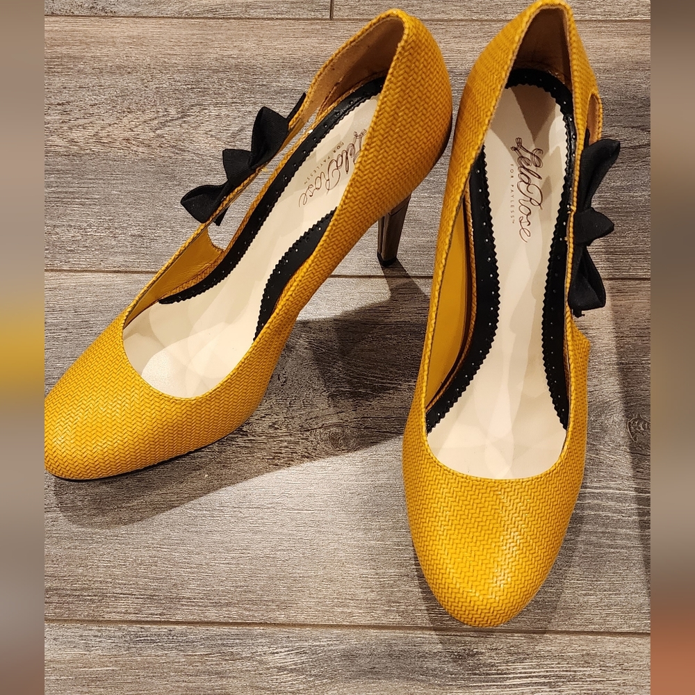 Lela Rose Pumps